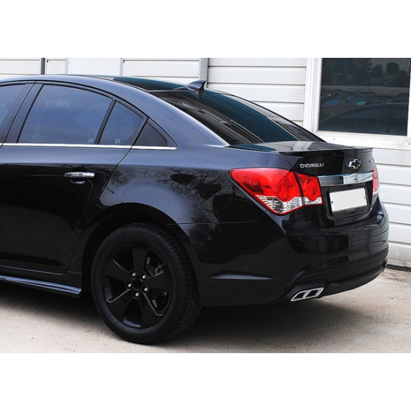 Задняя накладка Chevrolet Cruze Sedan (дорестайлинг) диффузор под 2 выхлопа Секвентум (CT-CHCR-DF05)