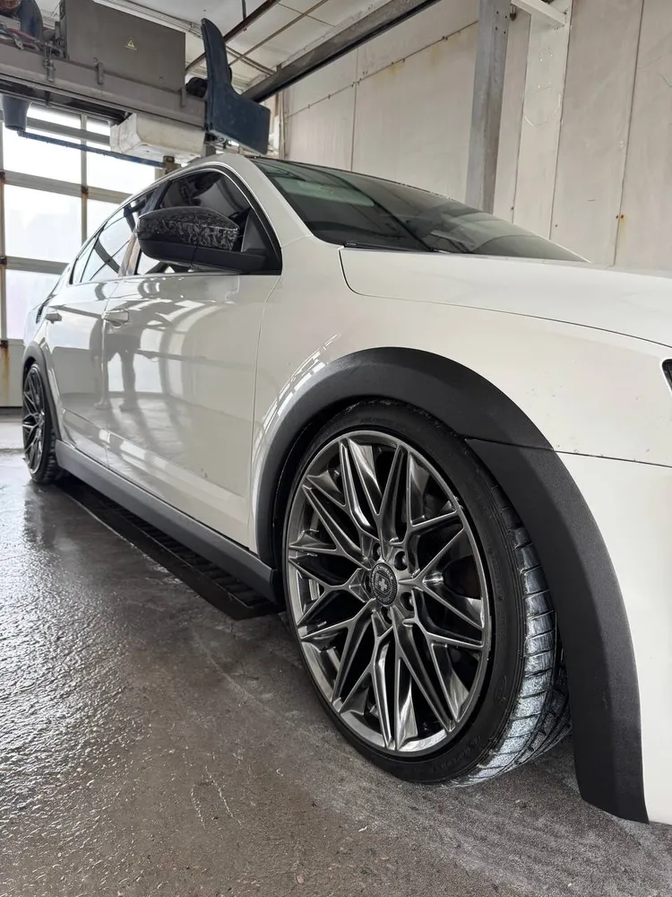 Накладки на арки Skoda Octavia A7 SocPack шагрень (CT-SKА7-W01)