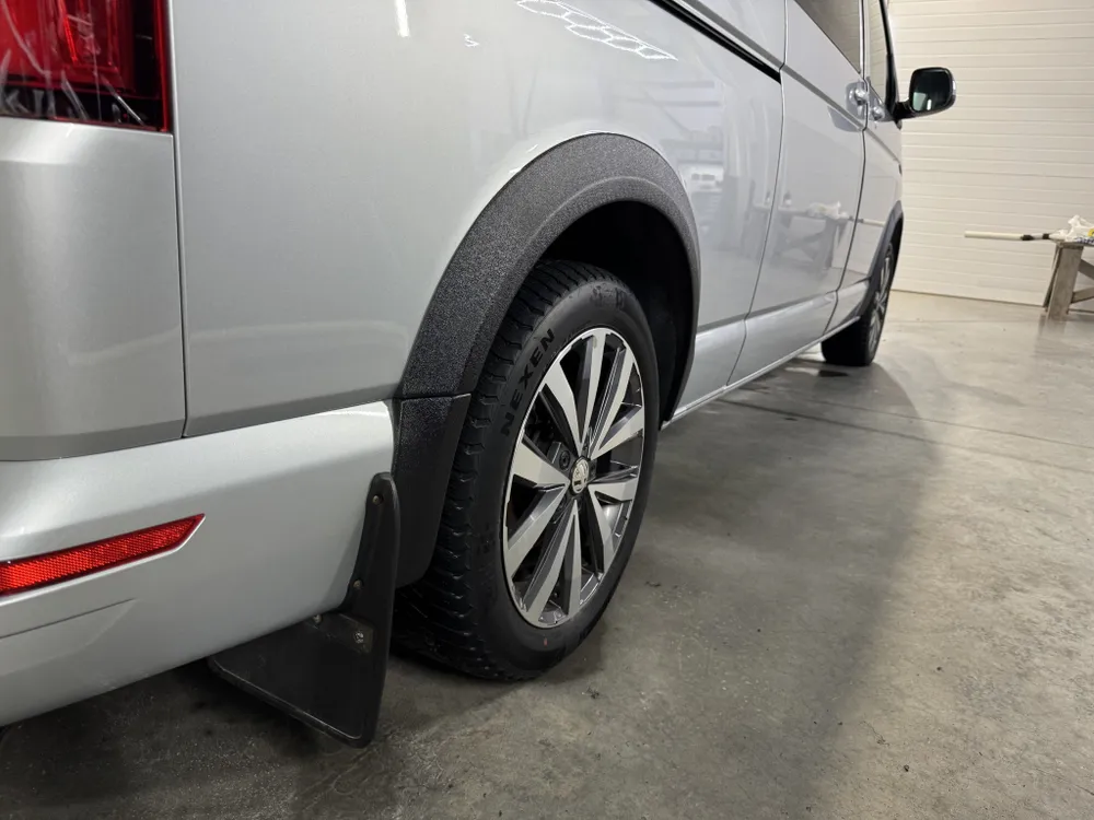 Расширители арок Volkswagen T6.1 (CT-VWT61-W01)