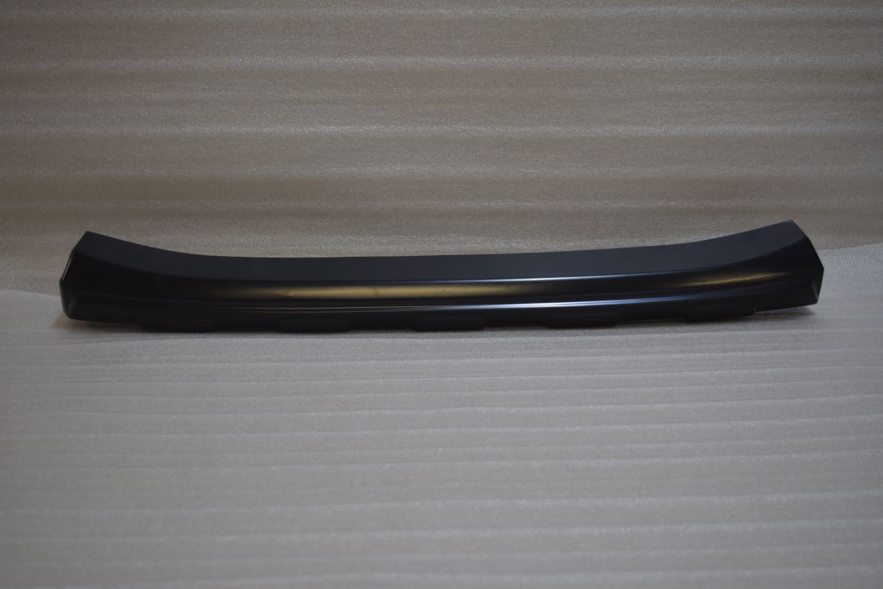 Накладка переднего бампера Mazda CX-5 SKY (вставка в центр бампера) (CT-CX5-B02)
