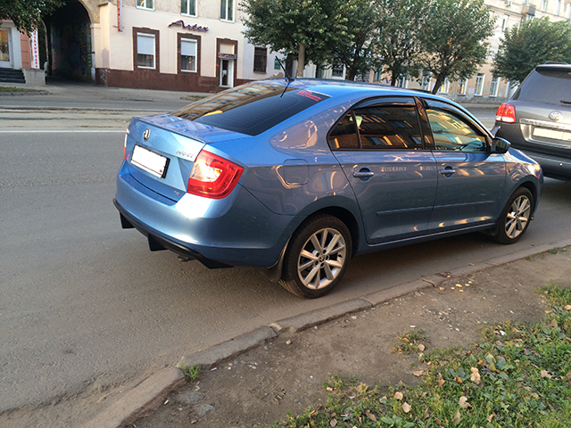 Задняя накладка Skoda Rapid CSR Style диффузор (CT-RAP-B02)