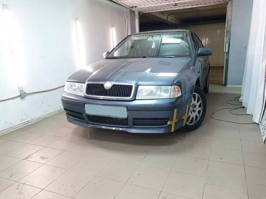 Передняя накладка Skoda Octavia Tour (CT-SKO-B04)