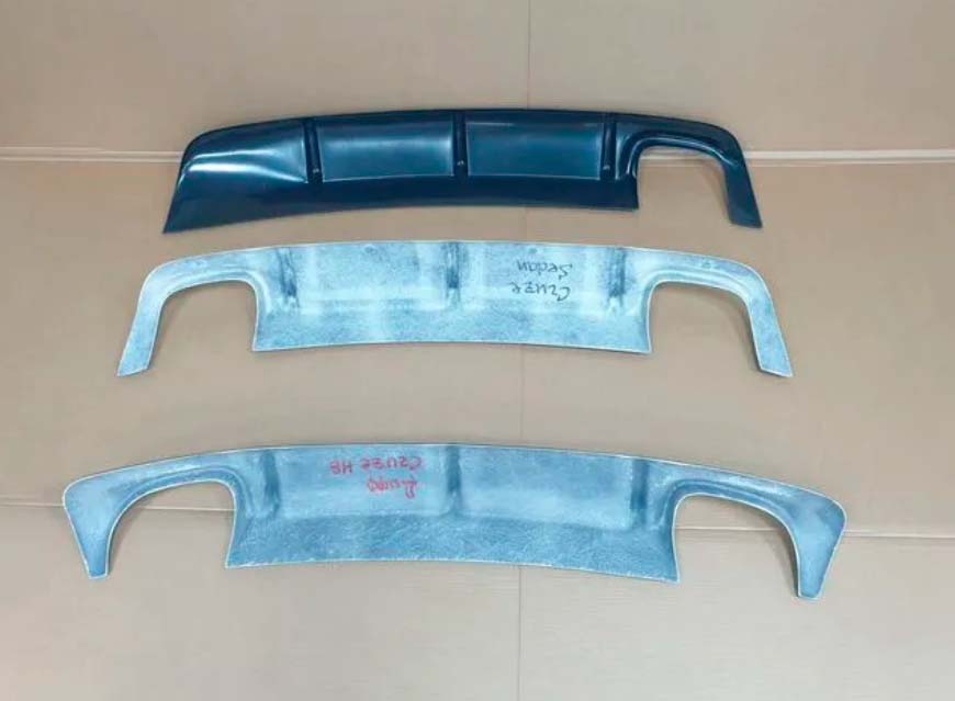 Задняя накладка Chevrolet Cruze HB диффузор под 2 выхлоп Секвентум (CT-CHCR-DF03)