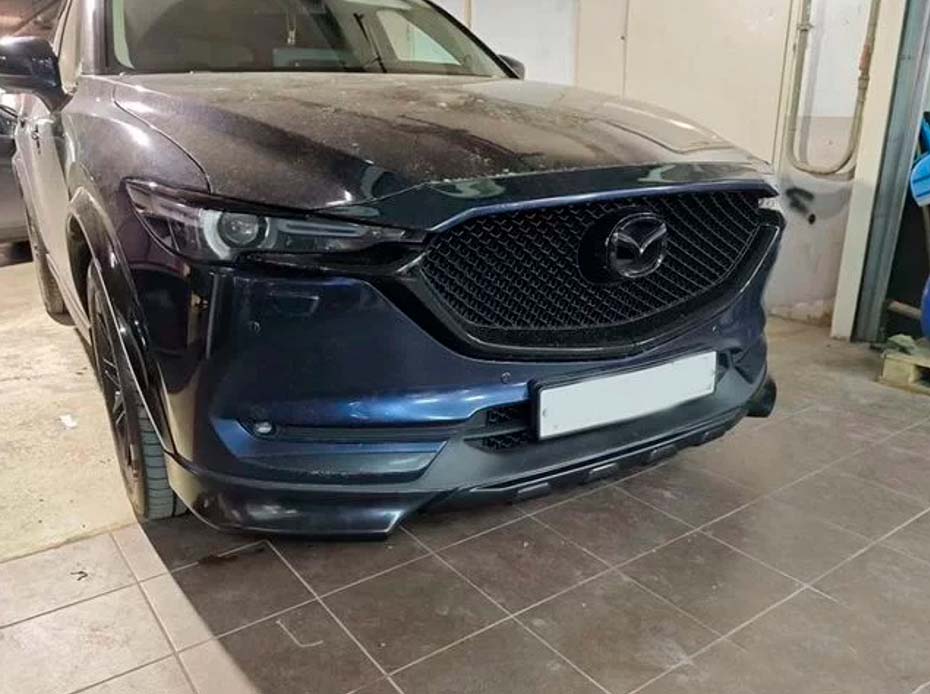 Вставка переднего бампера Mazda CX-5 KF 2017- (в центр бампера) под окрас (CT-CX5-B11-1)