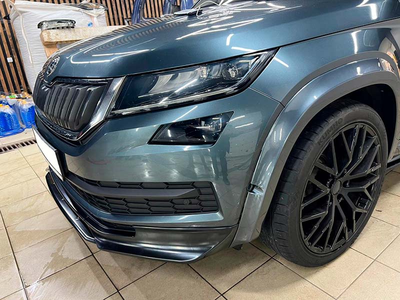 Накладка на передний бампера Skoda Kodiaq PARSAN (PT-SKKQ-FL01)