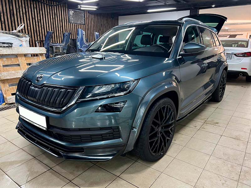 Накладка на передний бампера Skoda Kodiaq PARSAN (PT-SKKQ-FL01)
