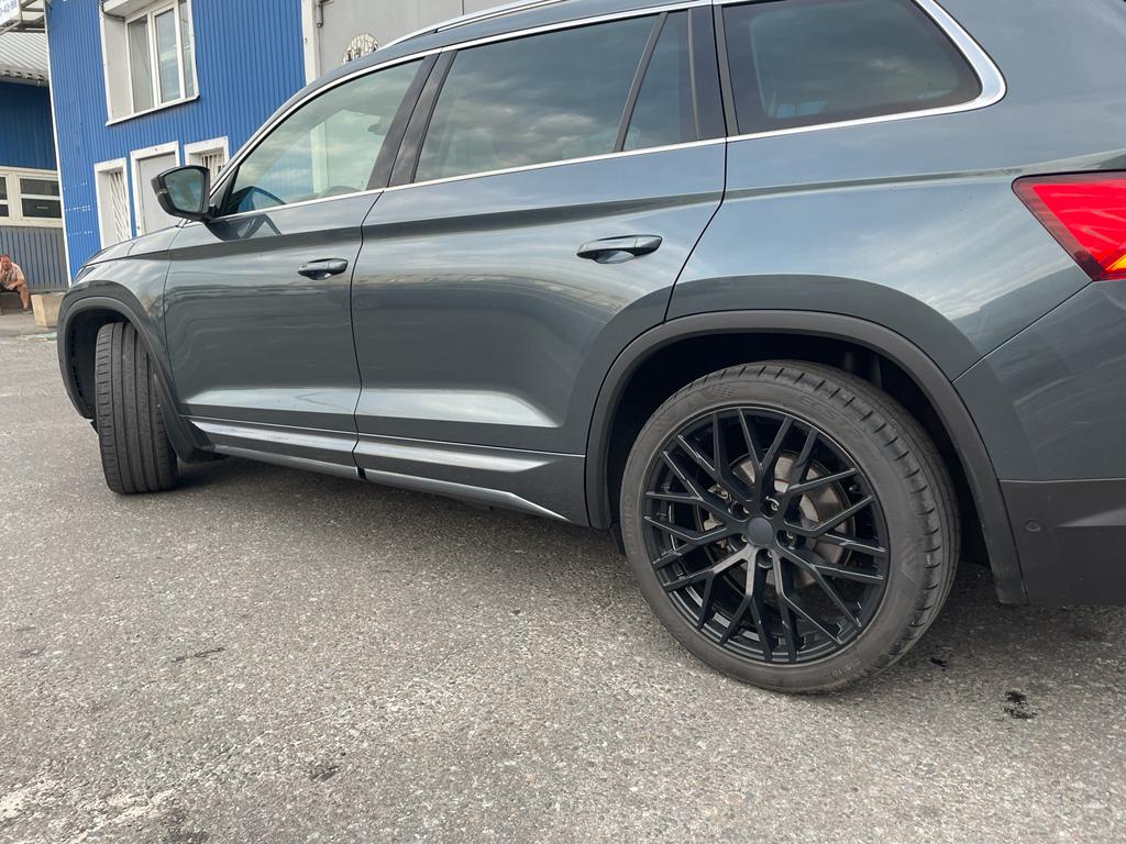 Дверные молдинги Skoda Kodiaq PARSAN (PT-SKKQ-SC01)