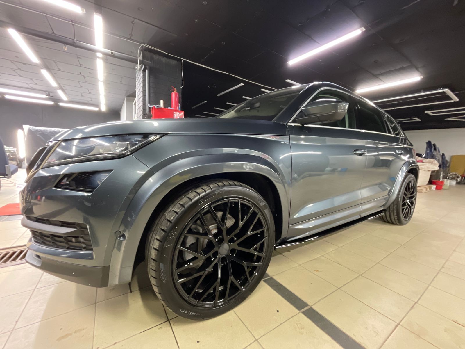 Накладки под пороги Skoda Kodiaq PARSAN (PT-SKKQ-SS01)