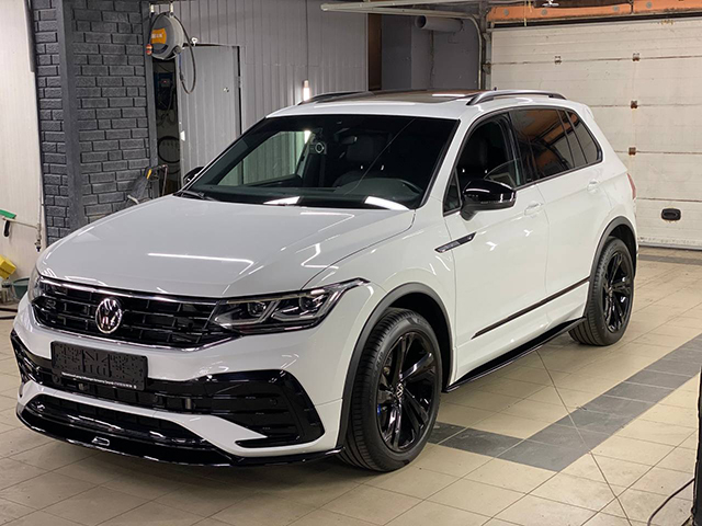 Пороги Parsan для Volkswagen Tiguan MK2 R-line V2 (PT-VWTG-SS03)