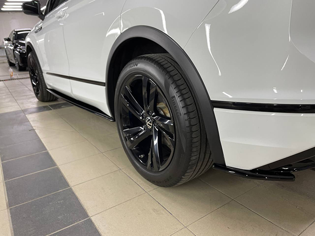 Элероны заднего бампера Volkswagen Tiguan R MK2 (PT-VWTG-RL04)